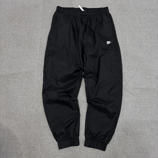  Nike 우븐 트랙 팬츠