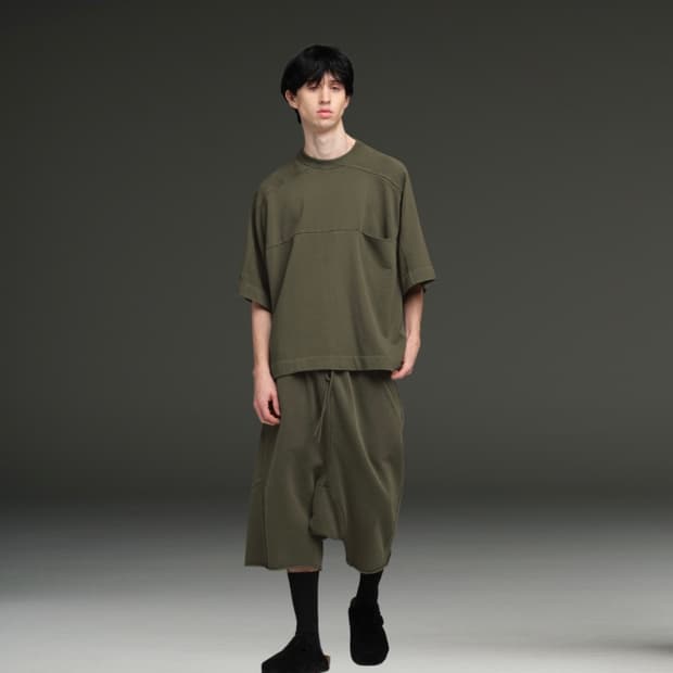 엔타이어스튜디오 헤비 드롭 쇼츠 밀리터리