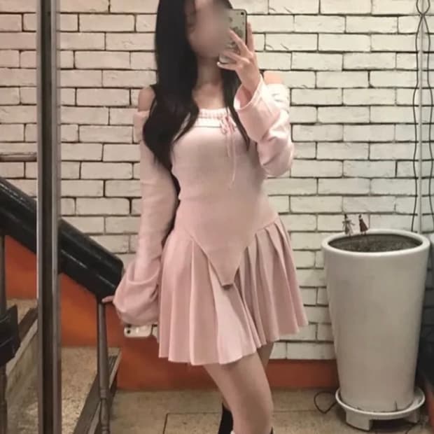 글로니 베라 스윙 탑 스커트 세트