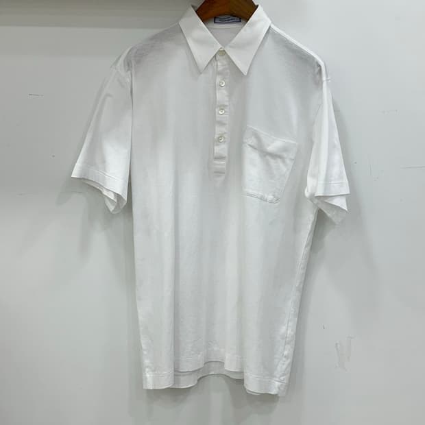 입생로랑 남성 화이트 반팔