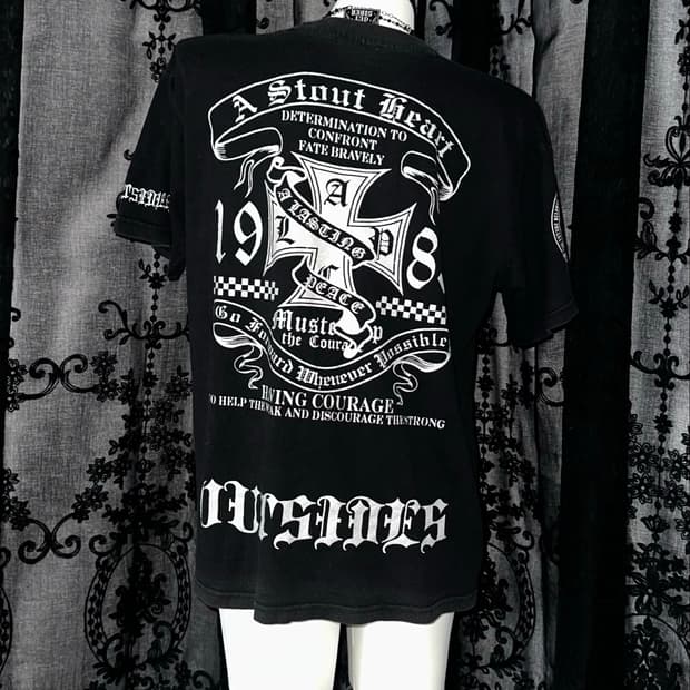 gothic graphic short-sleeved