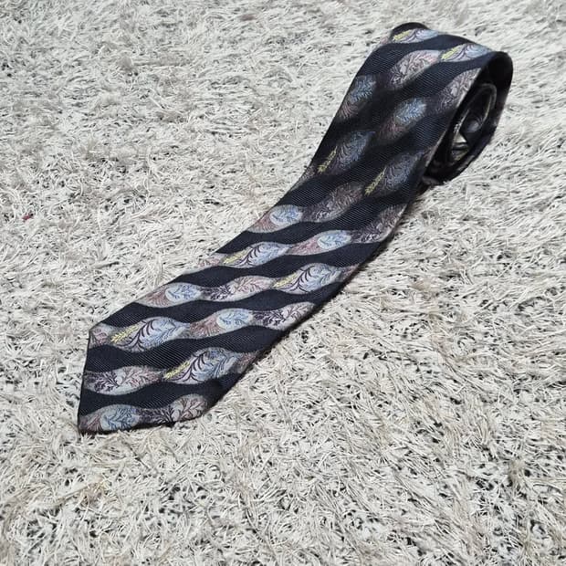 도미니크프랑스 패턴 넥타이 Free - N77