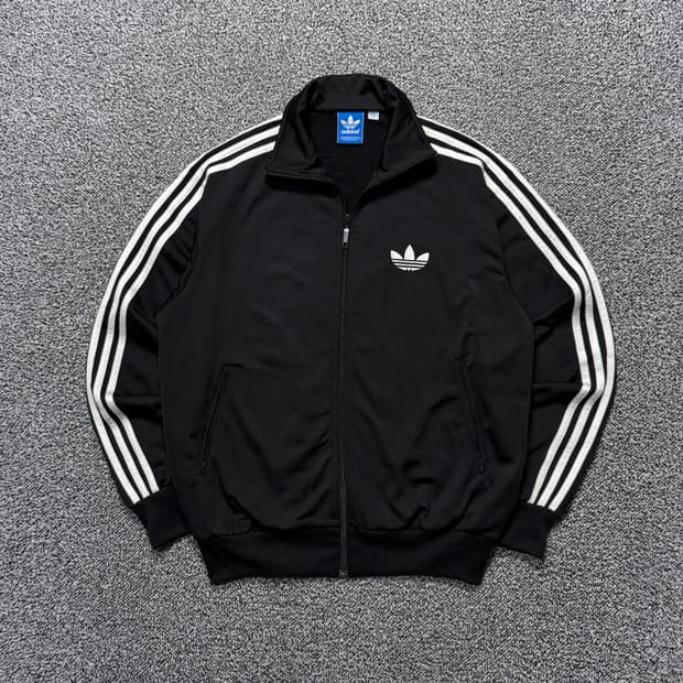 Name : 아디다스 파이어버드 사이드라인 오버핏 블랙컬러 져지 :)