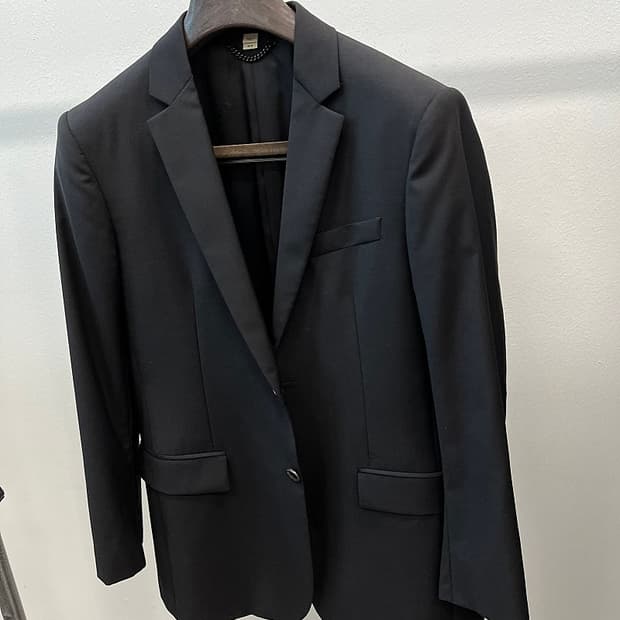 슬림100) 버버리 이태리 블랙 블레이져 
