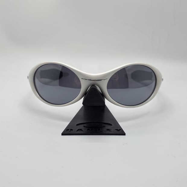 오클리 트렌치코트 펄화이트