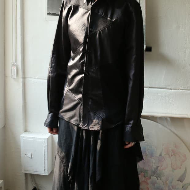 토네이도 마트 블랙 패치 셔츠 