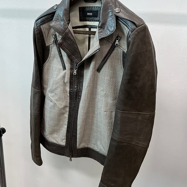 100-105) 휴고보스 레더믹스 라이더자켓 