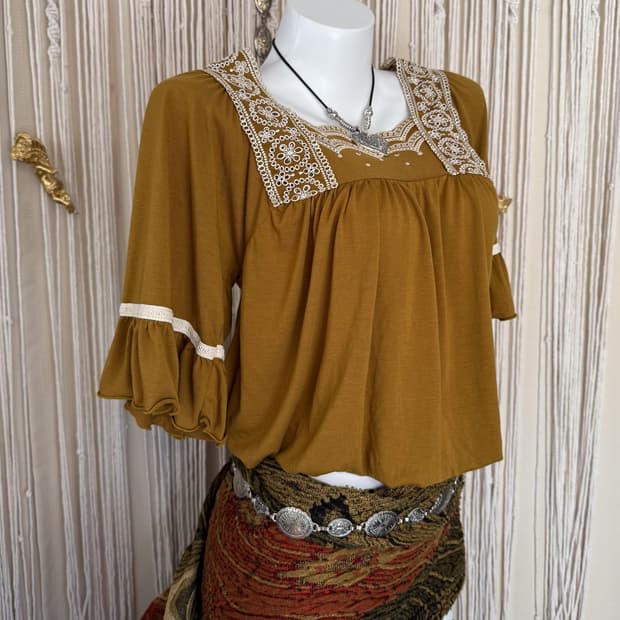 Embroidered Pumpkin Blouse 0043