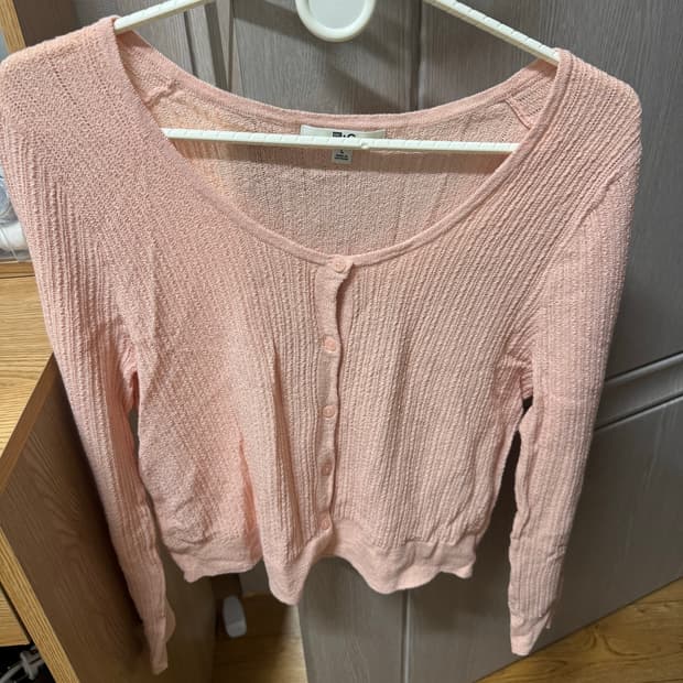 unilqo 유니클로 u넥 핑크가디건