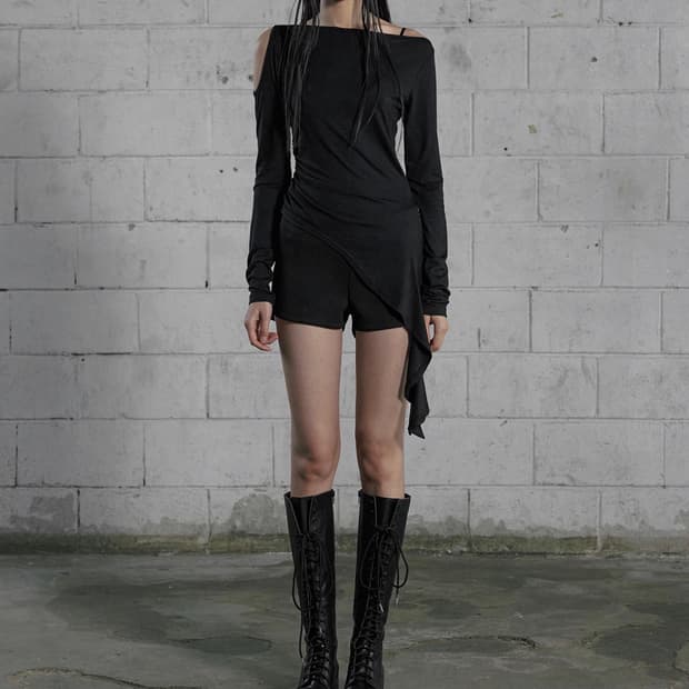 (새상품) 보헤미안서울 드레이프 오프숄더 티