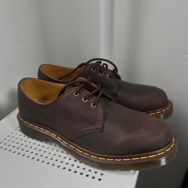 닥터마틴 1461 크레이지 홀스 레더 부츠 다크브라운