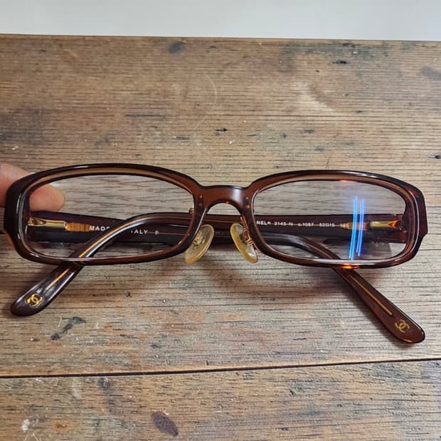 [CHANEL] 샤넬 빈티지 브라운 톨토이즈 뿔테 안경