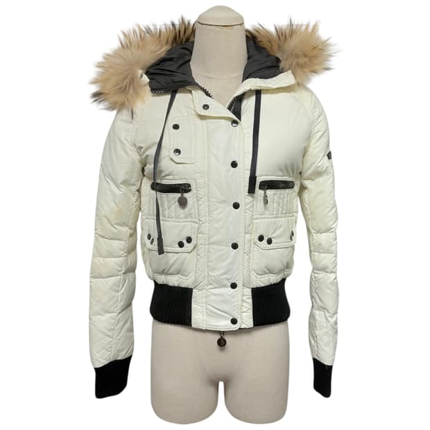 몽클레어 아이보리 슬림핏 패딩 1사이즈