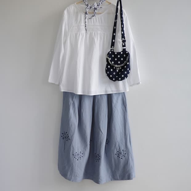 POU DOU DOU • 린넨 맞주름 스커트