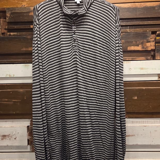 아르마니 꼴레지오니 니트