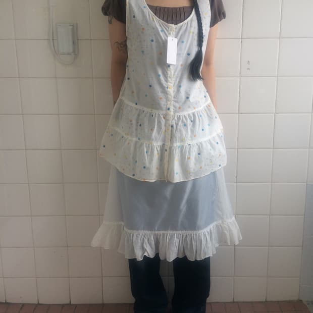 Dot pattern sleeveless