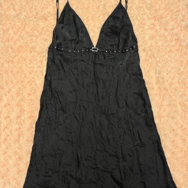 빈티지 블랙 큐빅 슬립