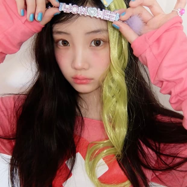 샵페어리 크로스 하트 컷오프 티셔츠 레드