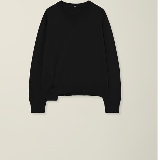 L) SIDE CLOSURE V-NECK KNIT BLACK