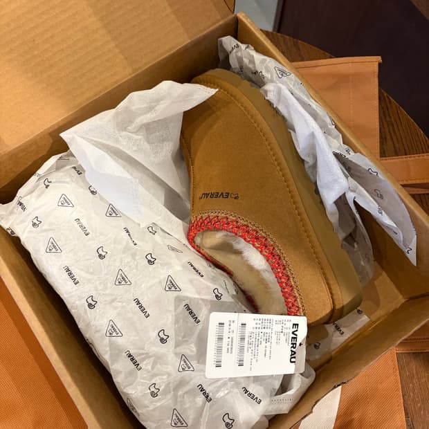 에버에이유 털신발 팝니다 (새상품)