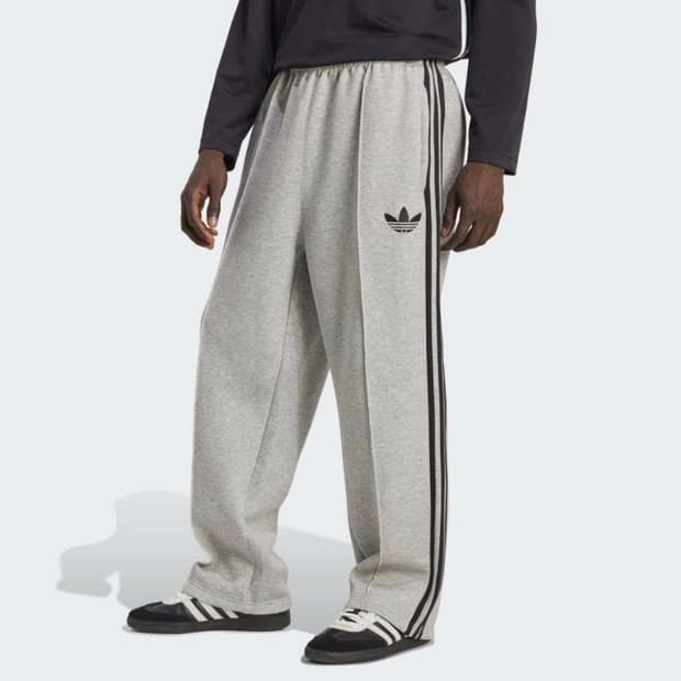 아디다스 배기진스