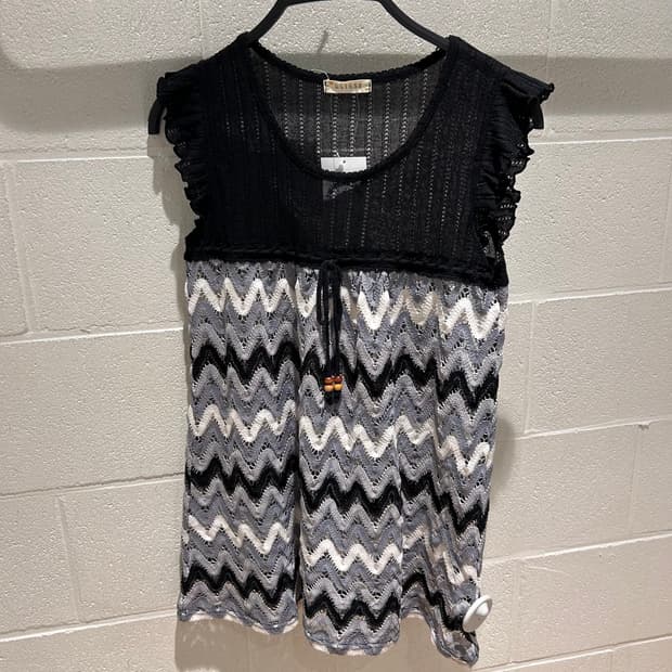 Vintage y2k Crochet Sleeveless
