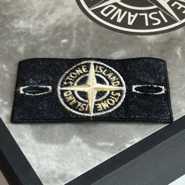 스톤아일랜드 아카이브 화이트외펜 os