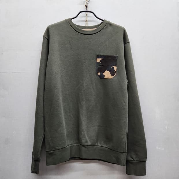 자라 ZARA 카모포켓 카키 맨투맨 S(M)남여공용