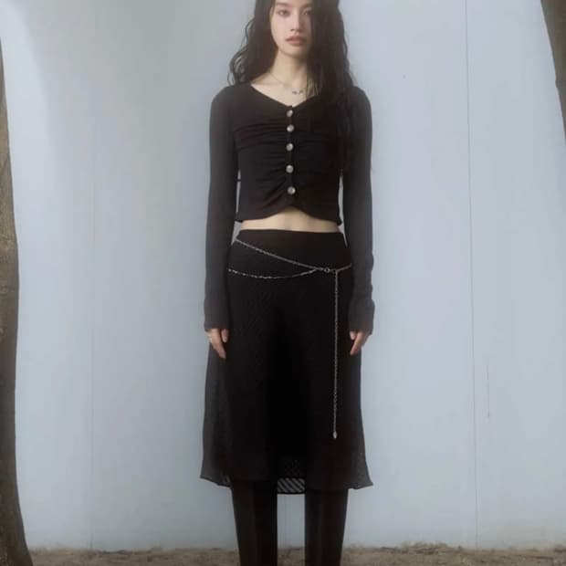 애즈온 미디스커트