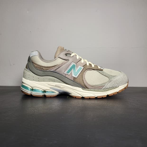 뉴발란스 운동화 260m