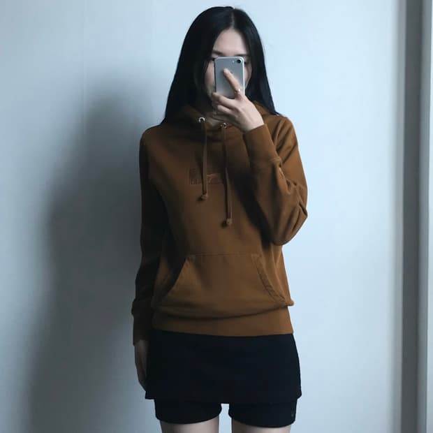 푸마 메종키츠네 박스로고 카멜 후드티