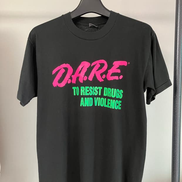 90s 빈티지 D.A.R.E. 티셔츠