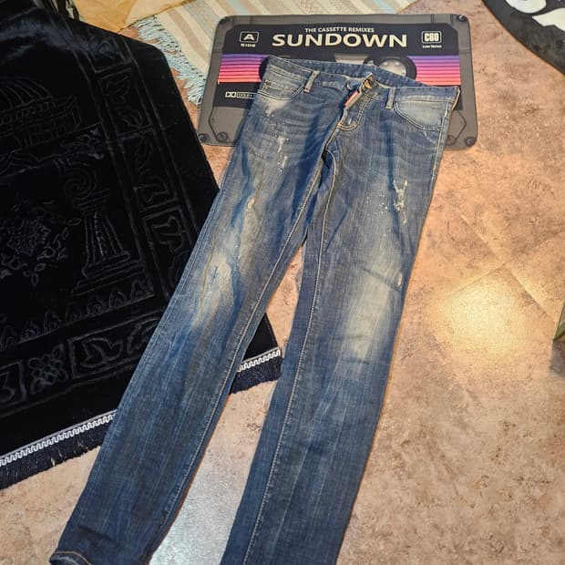 DSQUARED2 디스퀘어드2 슬림 진 데님 팬츠