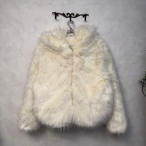 White over fur hood zipup
