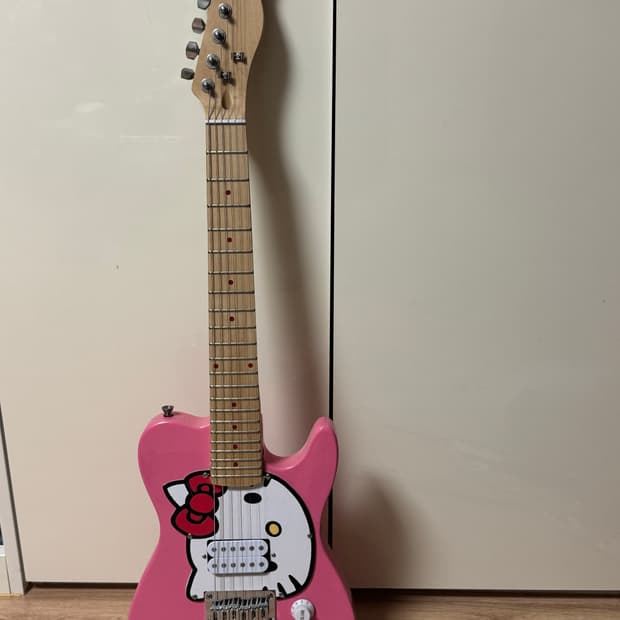 헬로키티 일렉기타