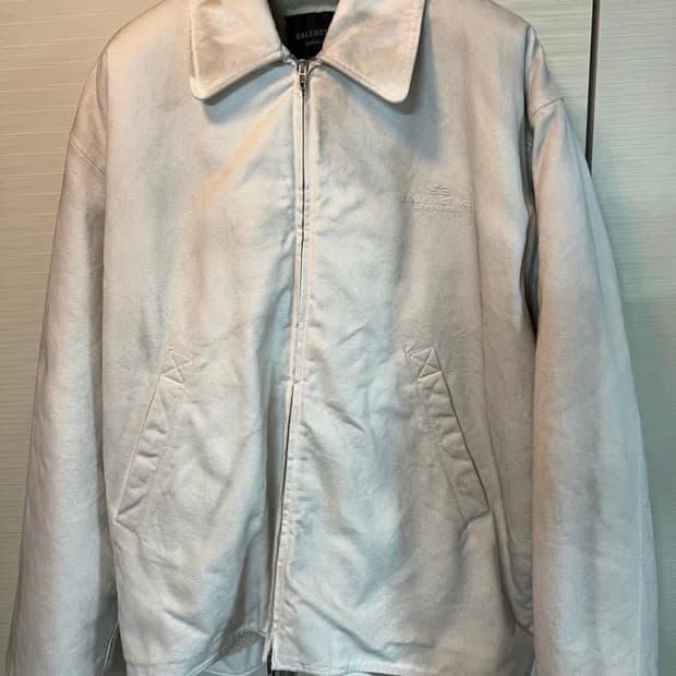 발렌시아가 플리스 워크자켓