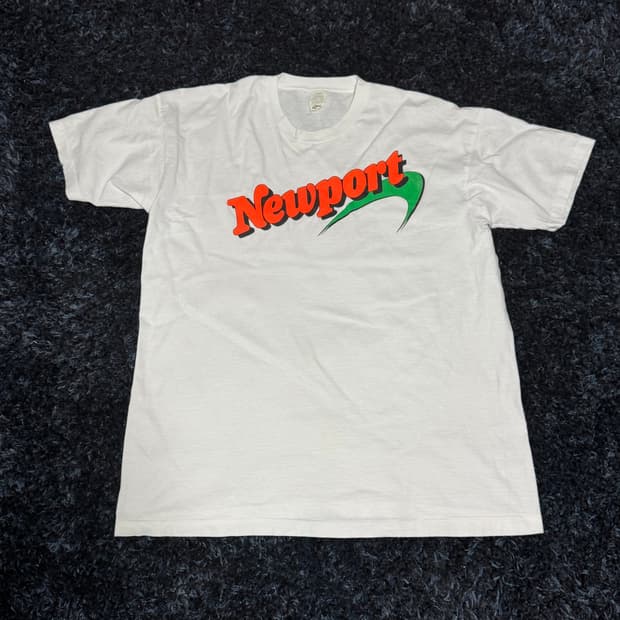 90s Newport Cigarettes t-shirt