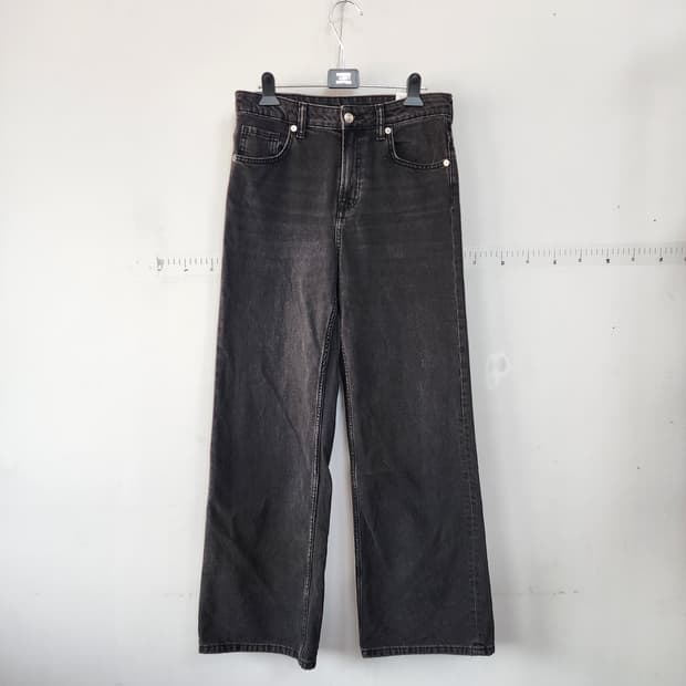 H&M 블랙 워싱 와이드 데님 팬츠