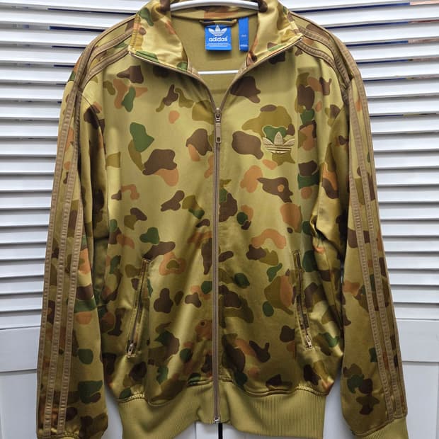 아디다스 파이어버드 카모 트랙탑 져지