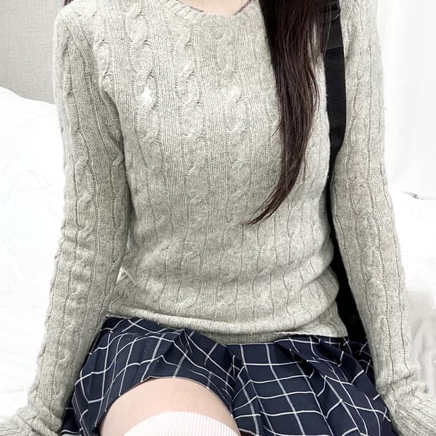 폴로 화이트포니 캐시혼방 케이블 니트