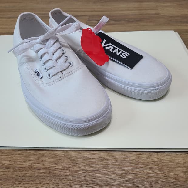 새 VANS 화이트스니커즈 245-250