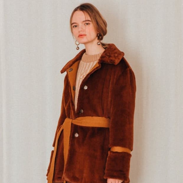 다이애그널 퍼 코트자켓