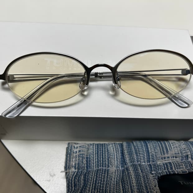 튜물러스(tumulus) 안경