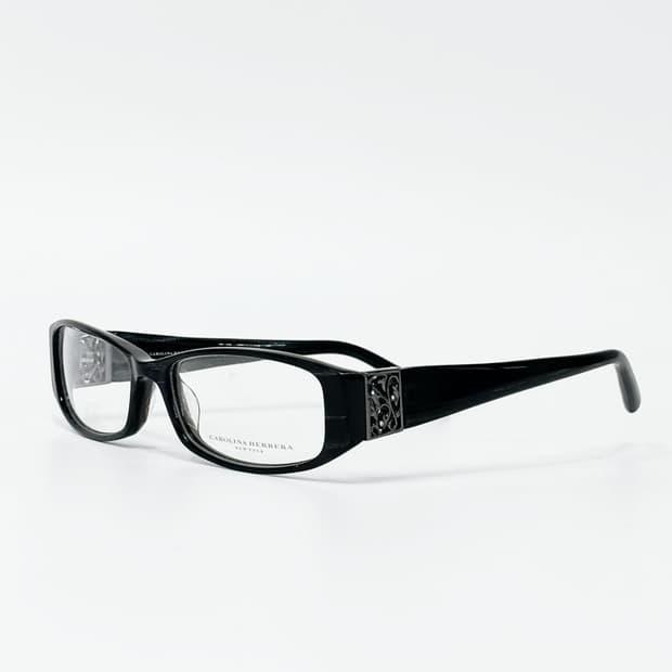 CAROLINA HERRERA 블랙 뿔테 데드스탁 빈티지안경