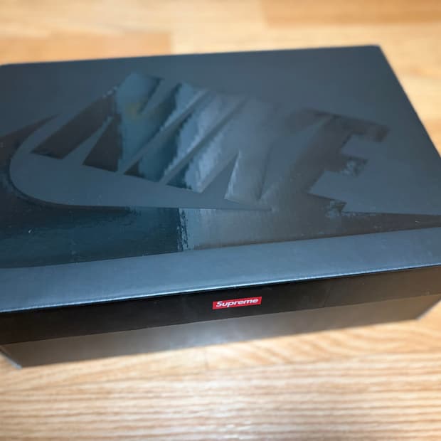 슈프림 포스 에어포스1 로우블랙 (270)