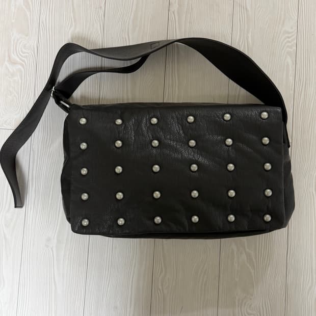 플리즈프로젝트 스터드 메신저백