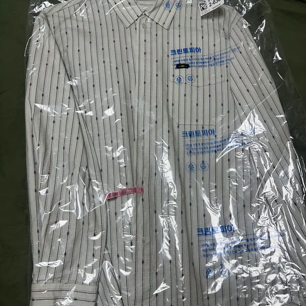 핍스 셔츠 팝니다 상태 매우 새거