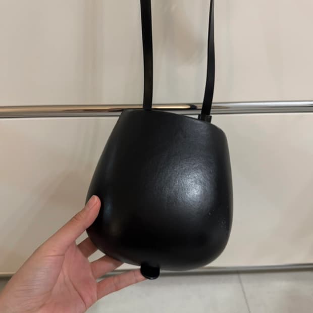 르메르 타코백 블랙 정품 르메르 가방
