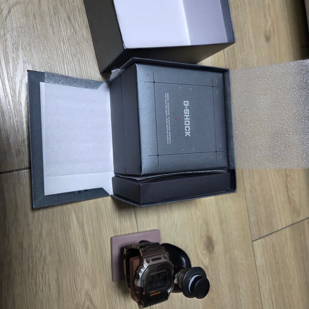 급매 ) 지샥 GMW-B5000TVB-1  풀박스 네고가능