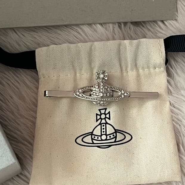 정품 비비안웨스트우드 미니 바스 릴리프 타이 클립 실버